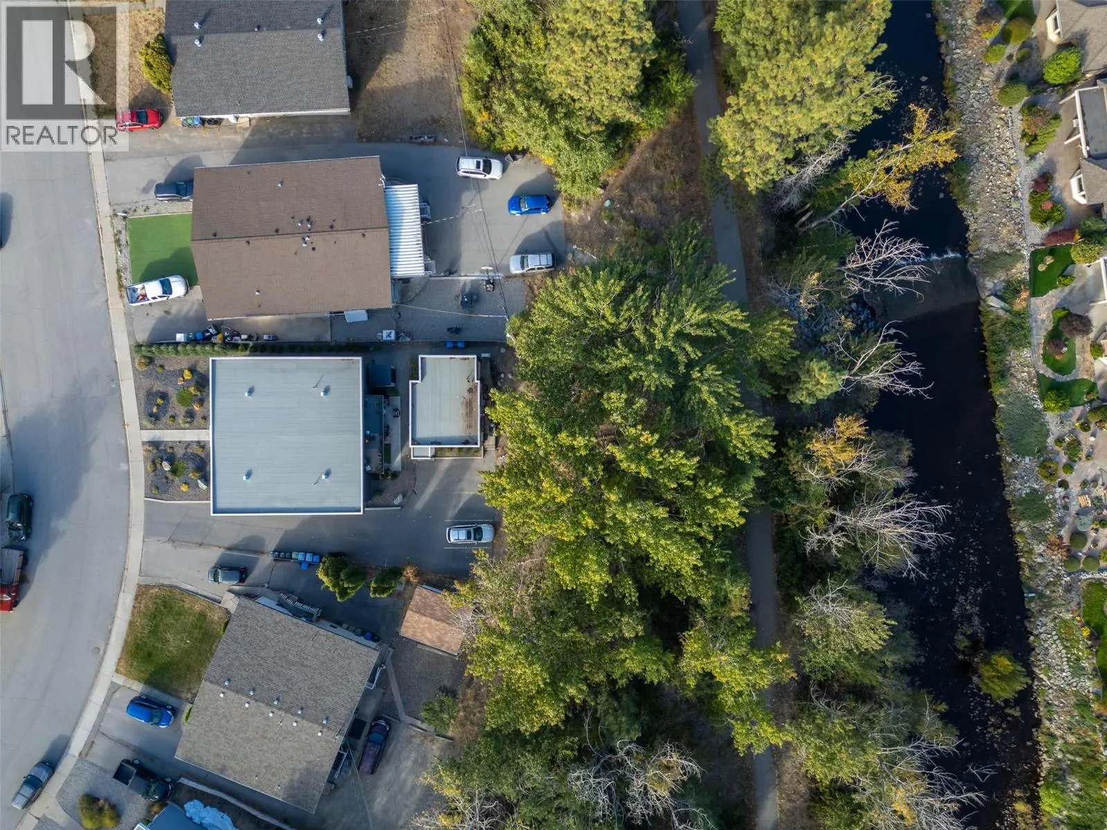 166 McPherson Crescent