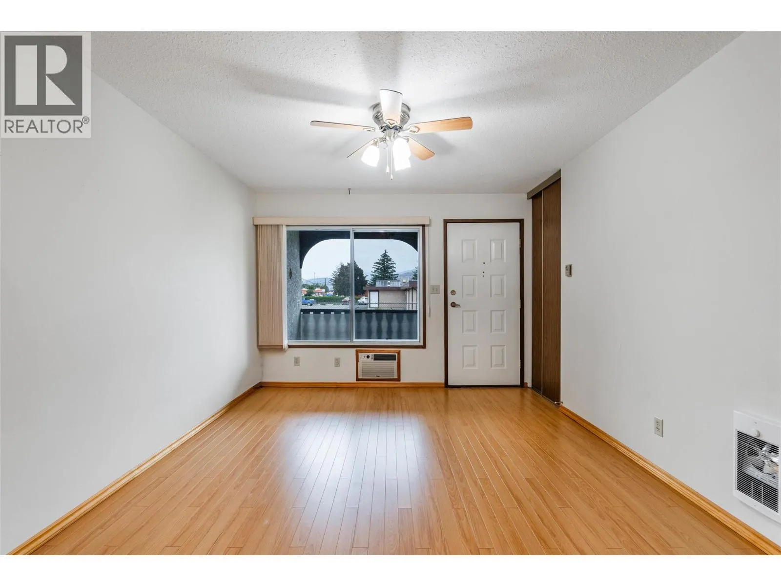 5862 Airport Street Unit# 3