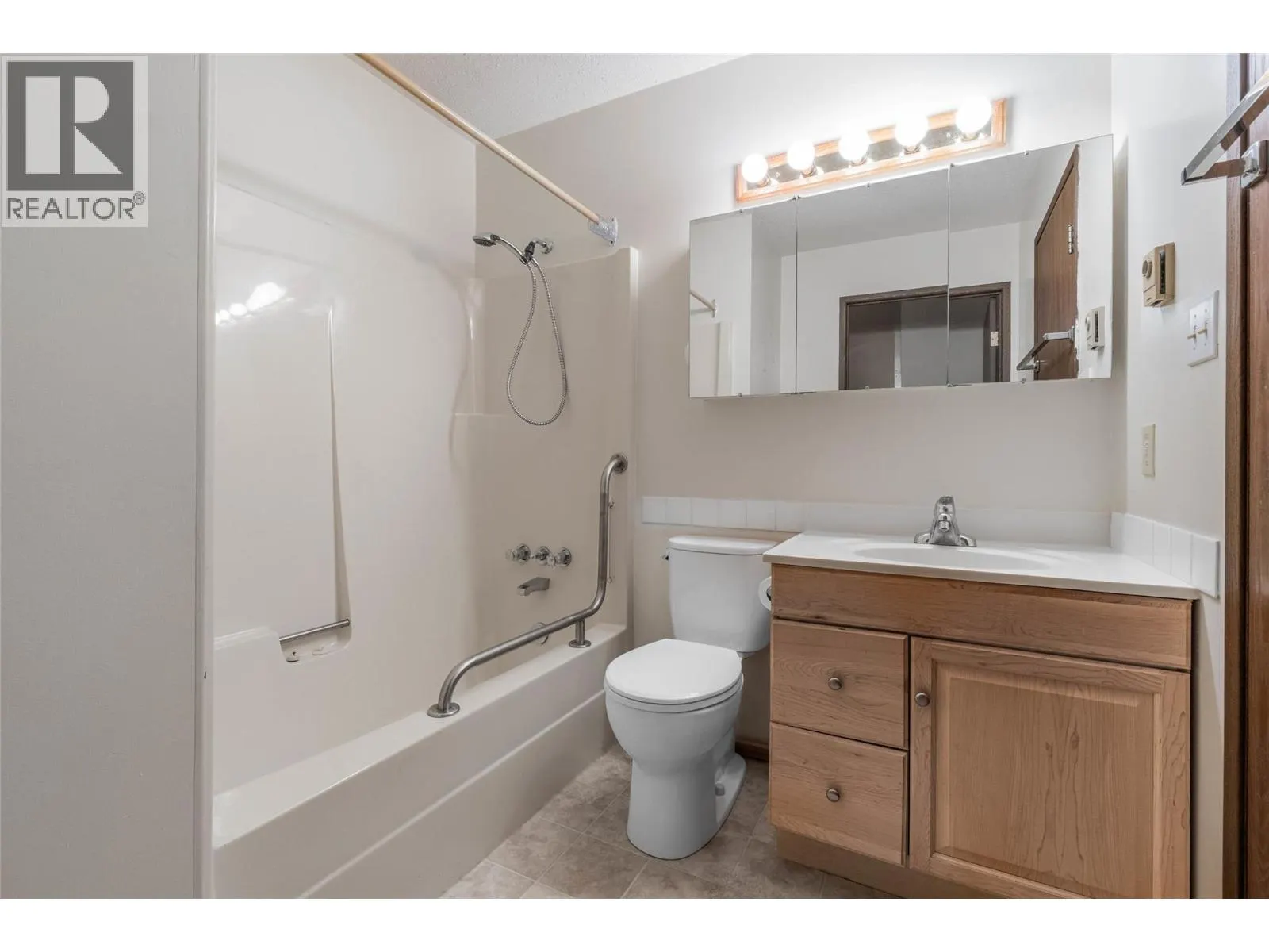 5862 Airport Street Unit# 3
