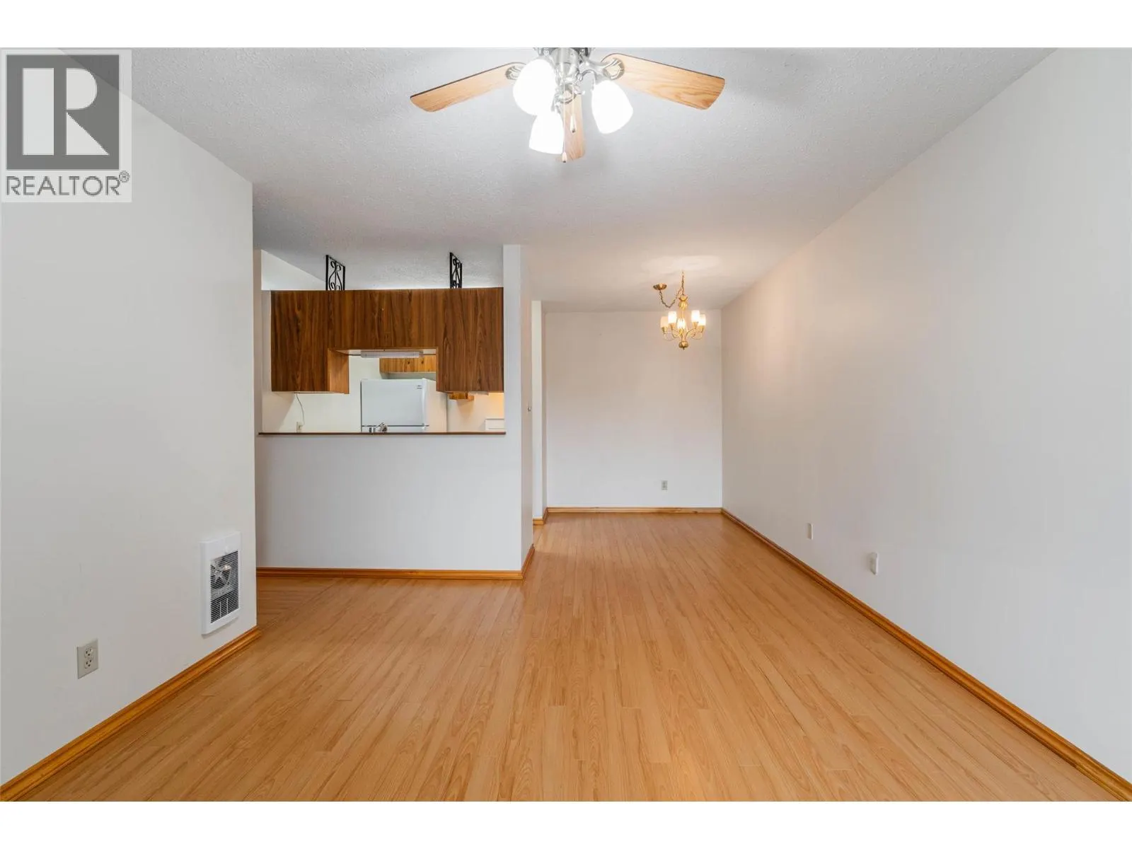 5862 Airport Street Unit# 3