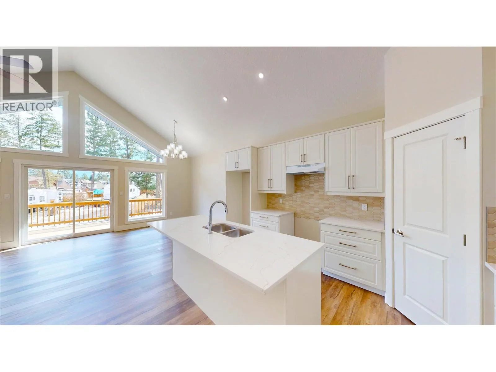 4868 Riverview Drive Unit# 118