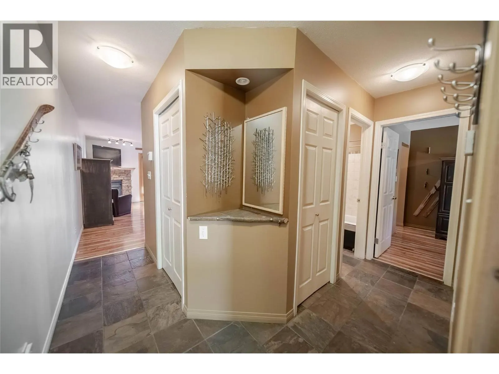 910 Dogwood Drive Unit# 303