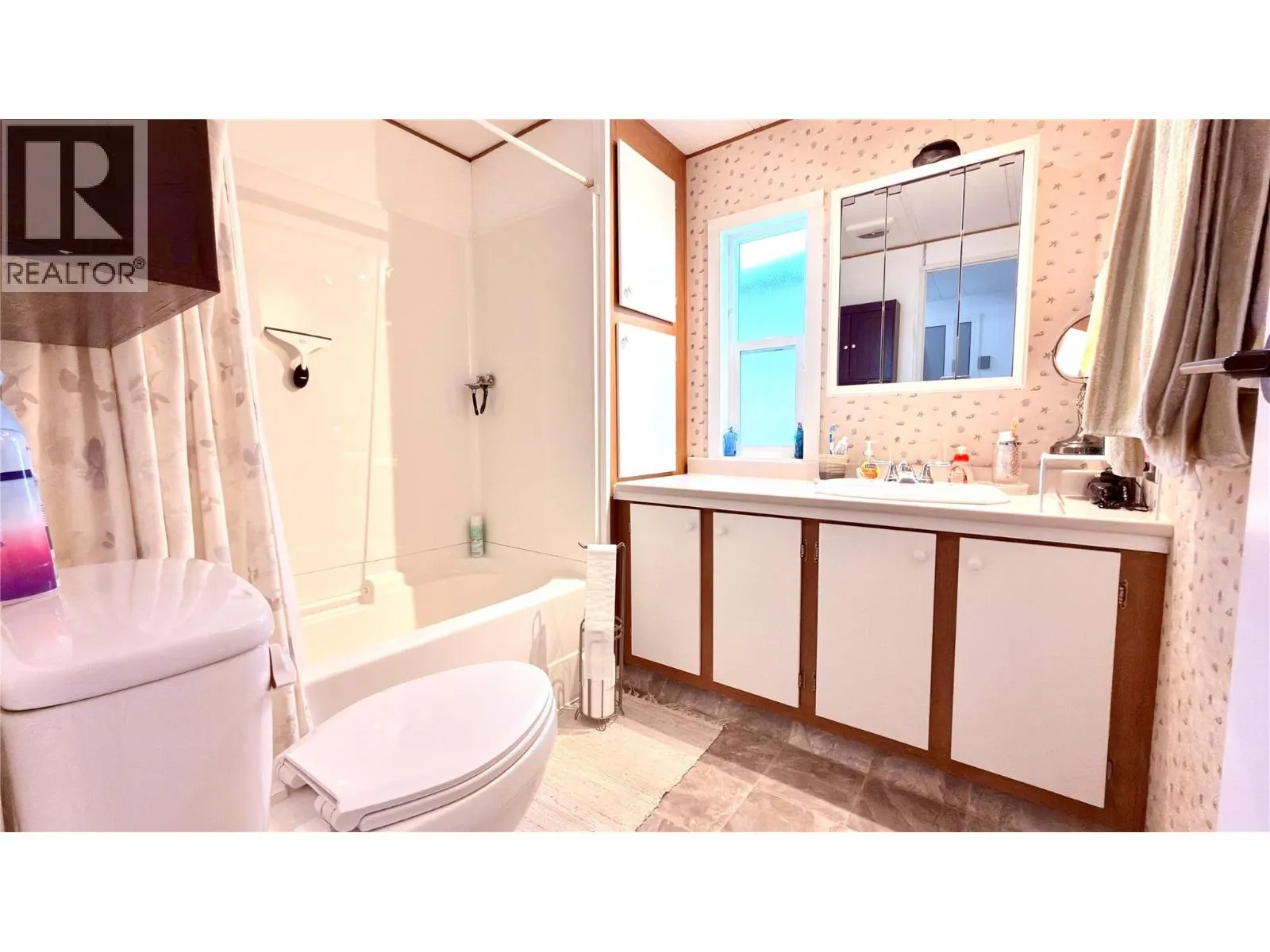 925 Thirteenth Avenue Unit# 3