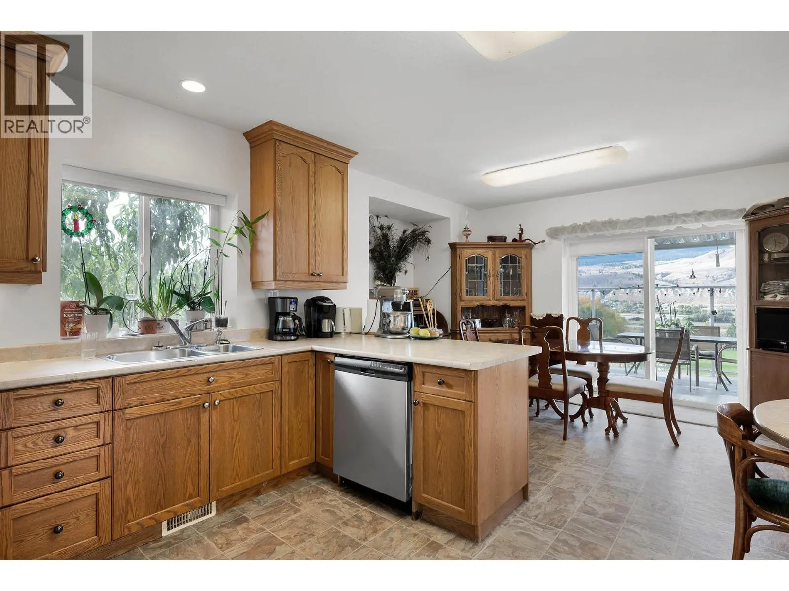 1585 LANCE Road