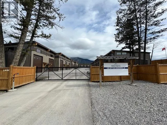1496 Highway 93/95 Highway Unit# 24