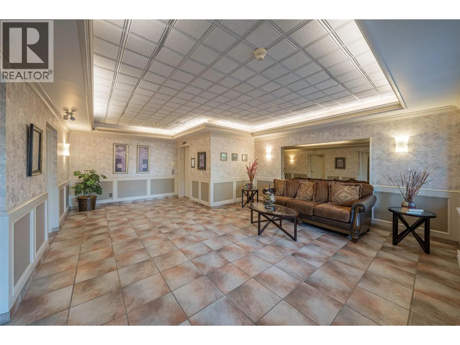 945 Lawrence Avenue Unit# 308
