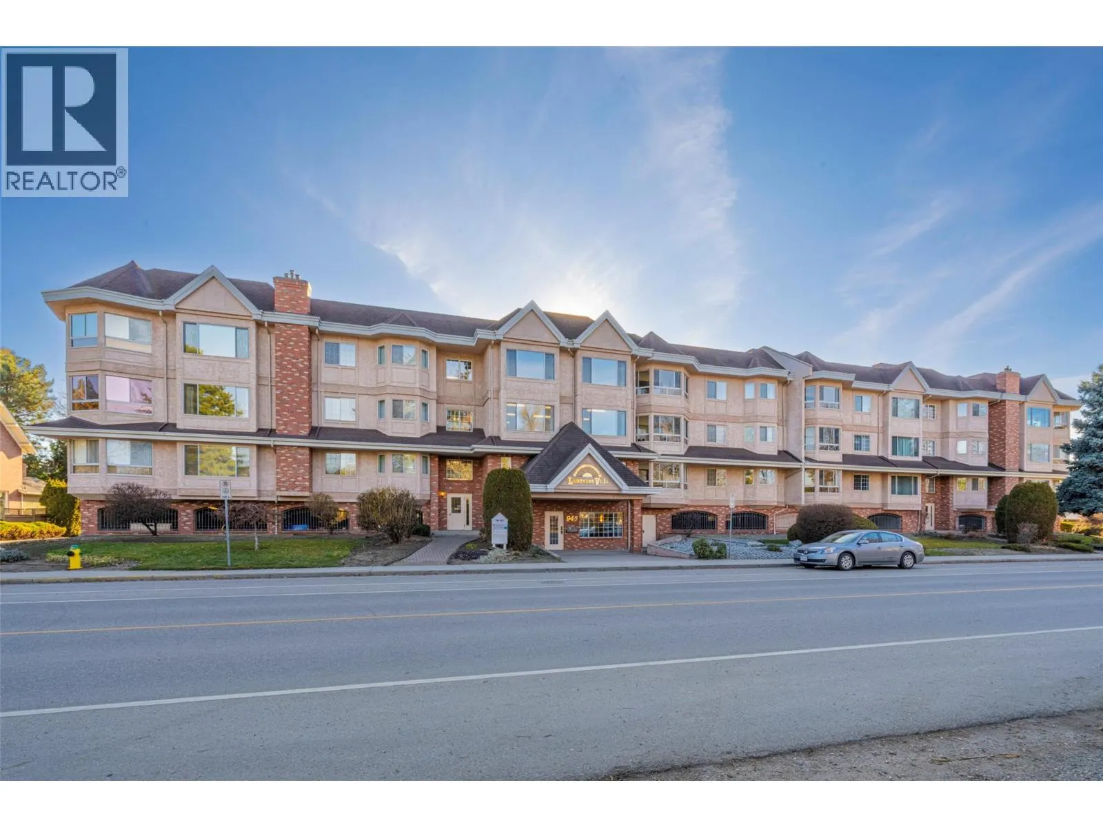 945 Lawrence Avenue Unit# 308