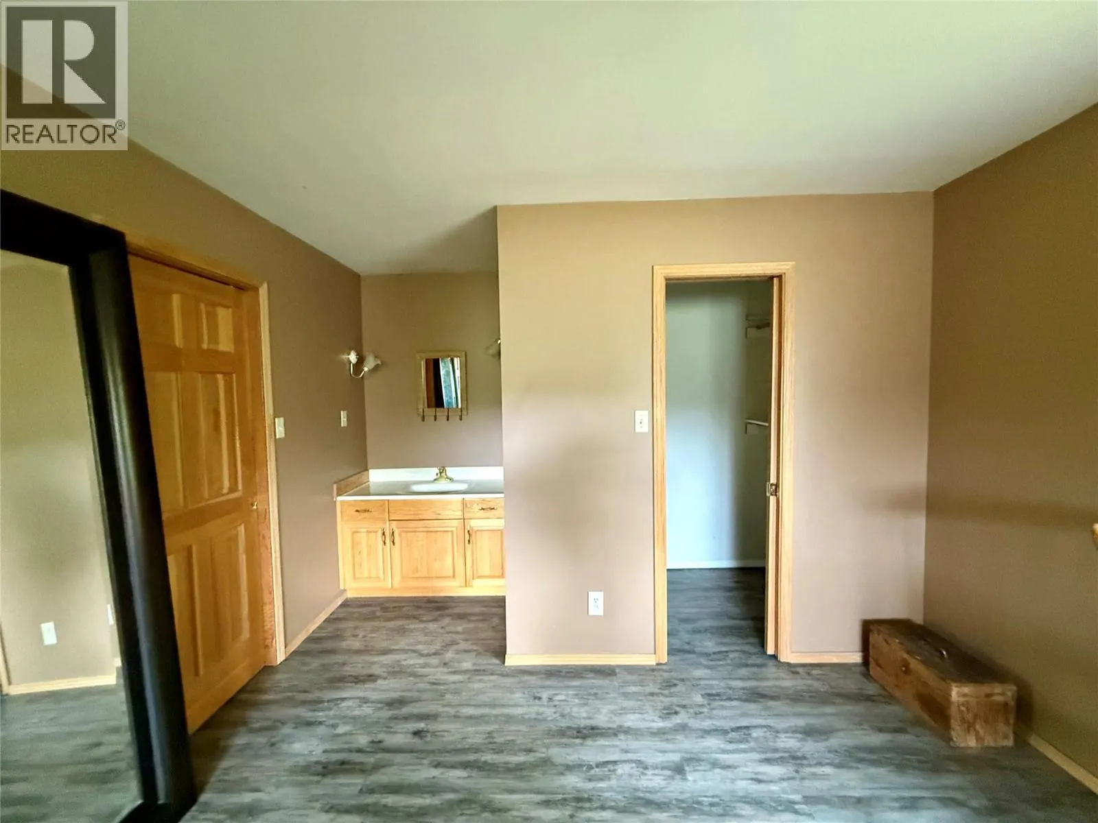 5888 Lazy Lake Road