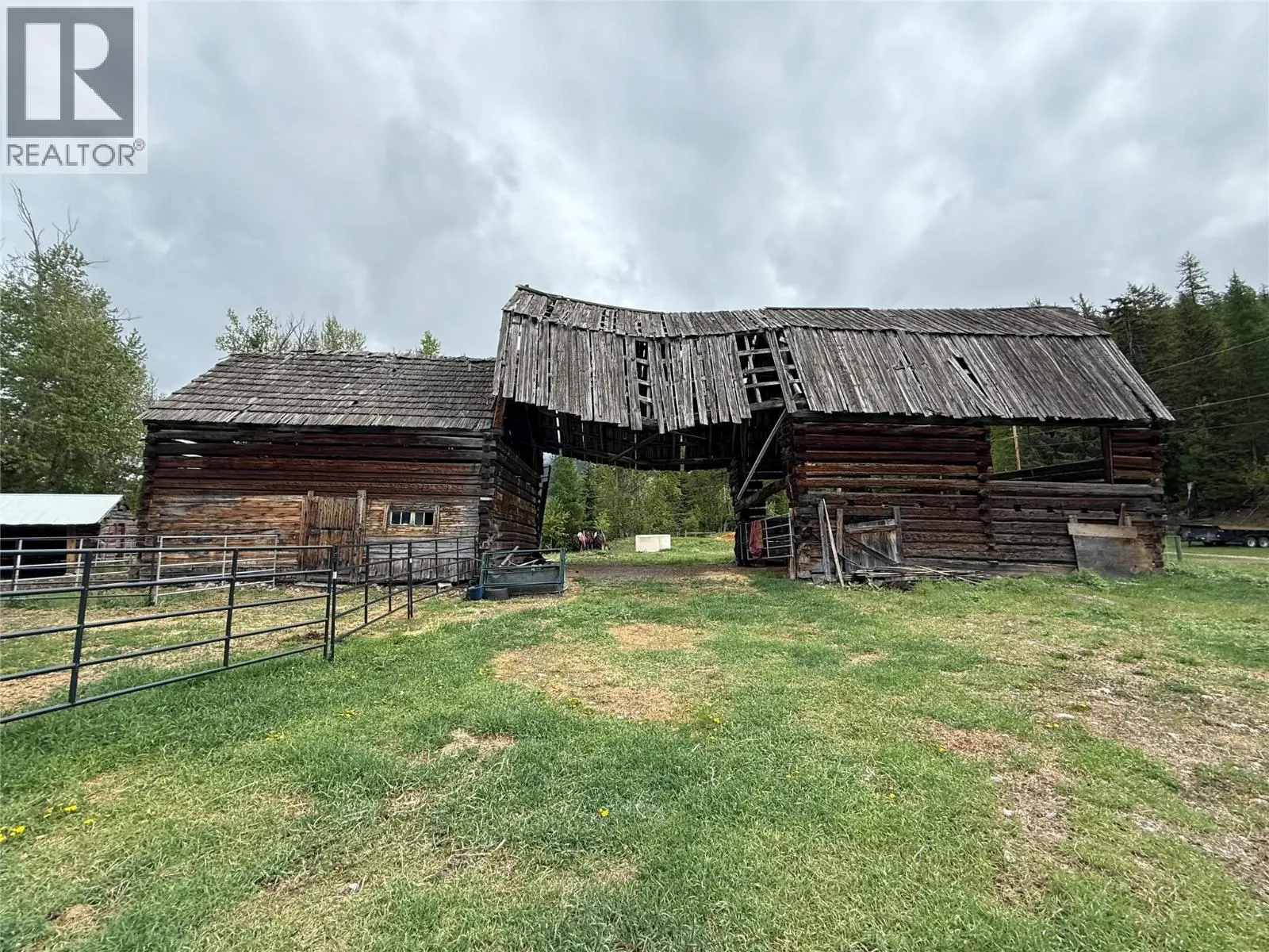 5888 Lazy Lake Road