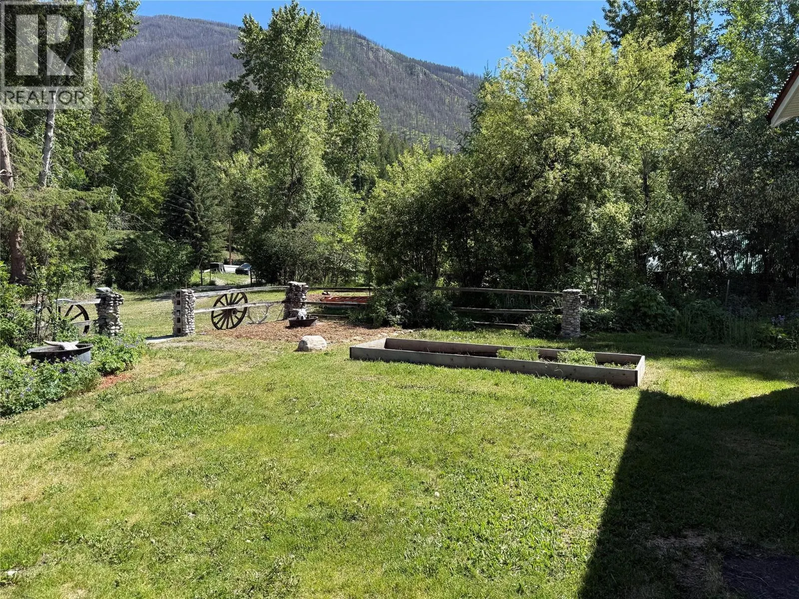 5888 Lazy Lake Road
