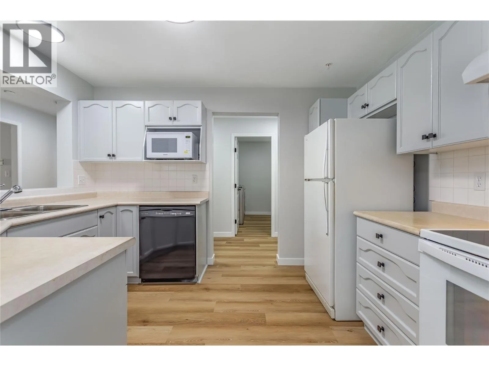 3806 35 Avenue Unit# 309