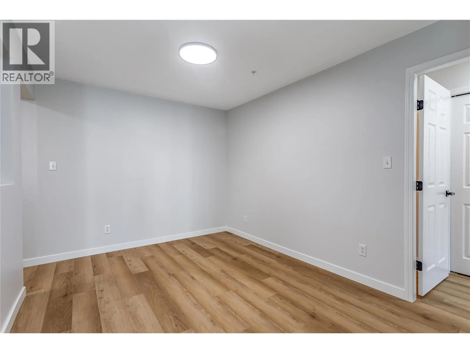 3806 35 Avenue Unit# 309