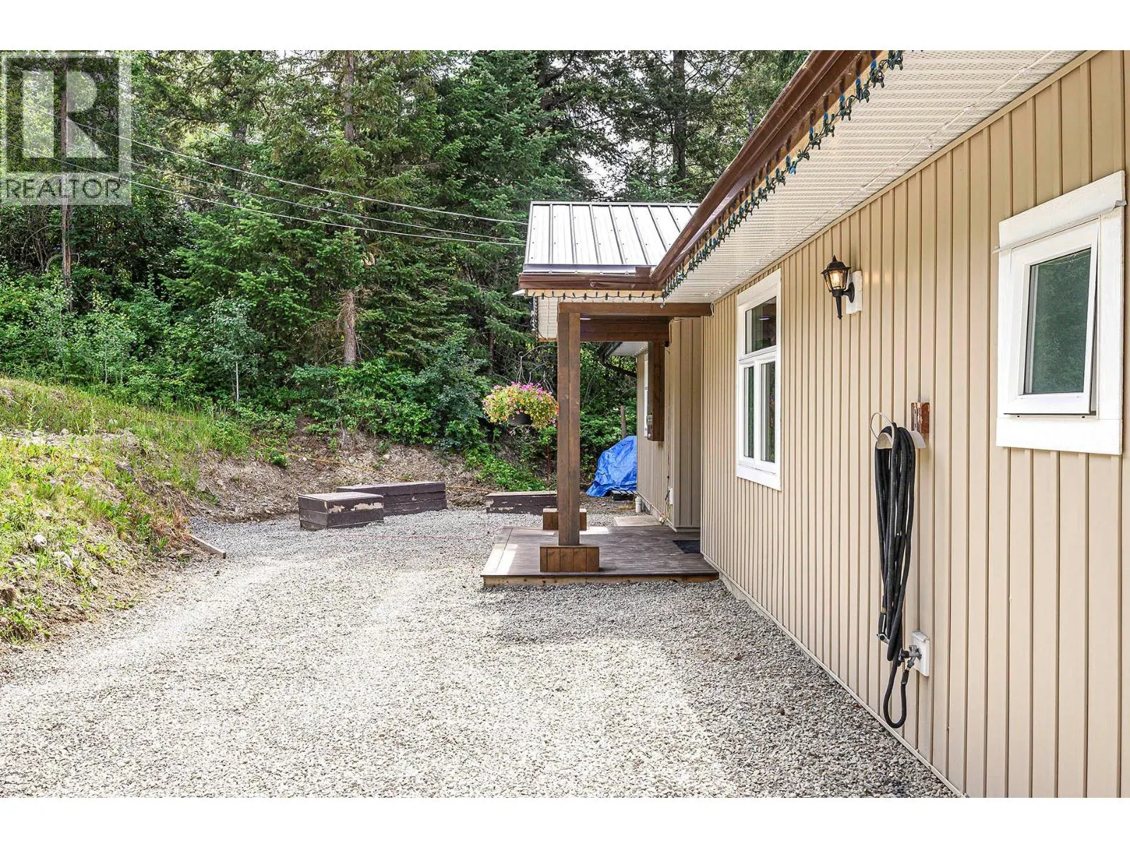 2944 McCREIGHT Road