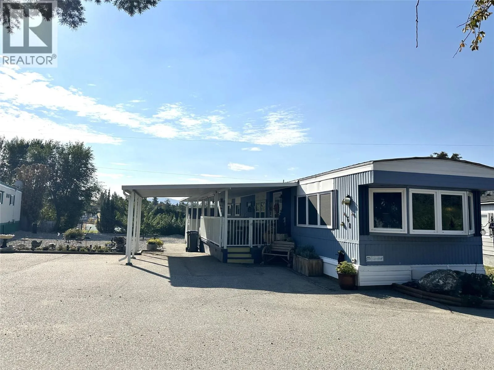 146 WILLOW Court Unit# 6B