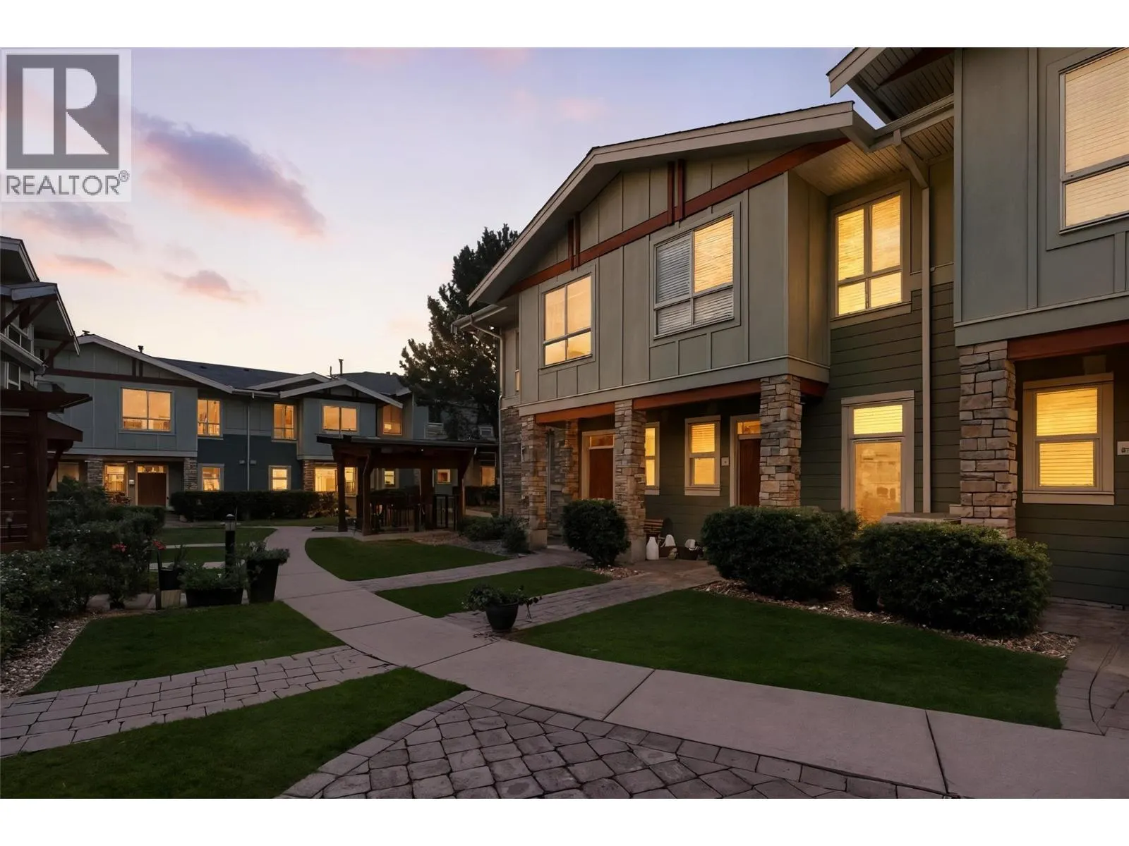 130 COLEBROOK Road Unit# 36