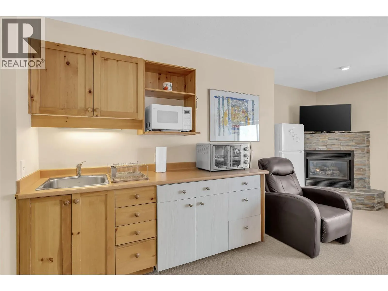 5340 Big White Road Unit# 326