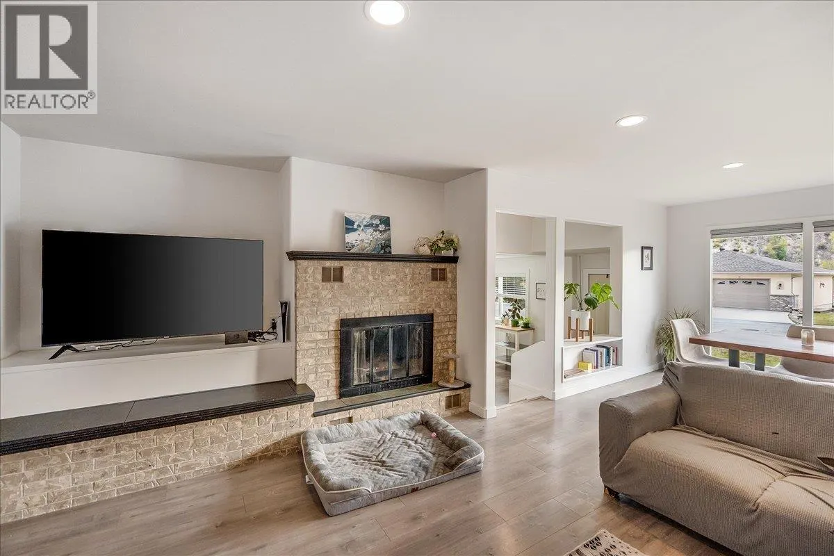 434 3rd Avenue