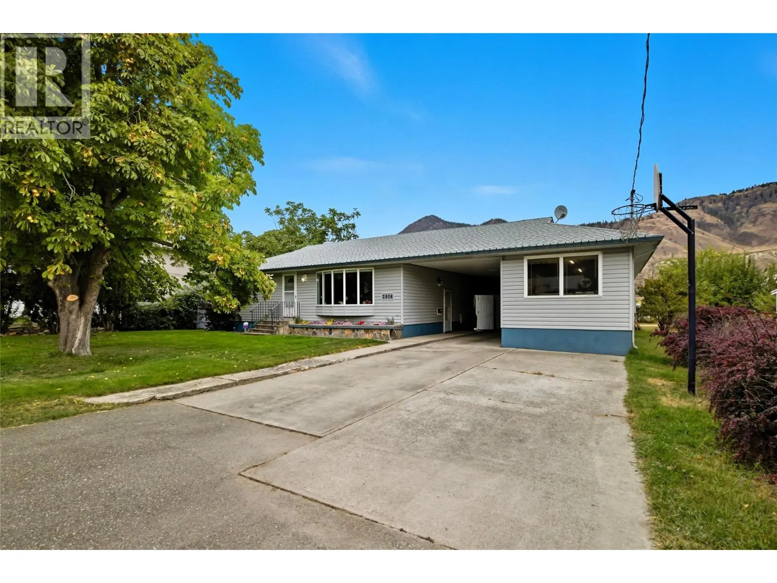 2016 Glenwood Drive