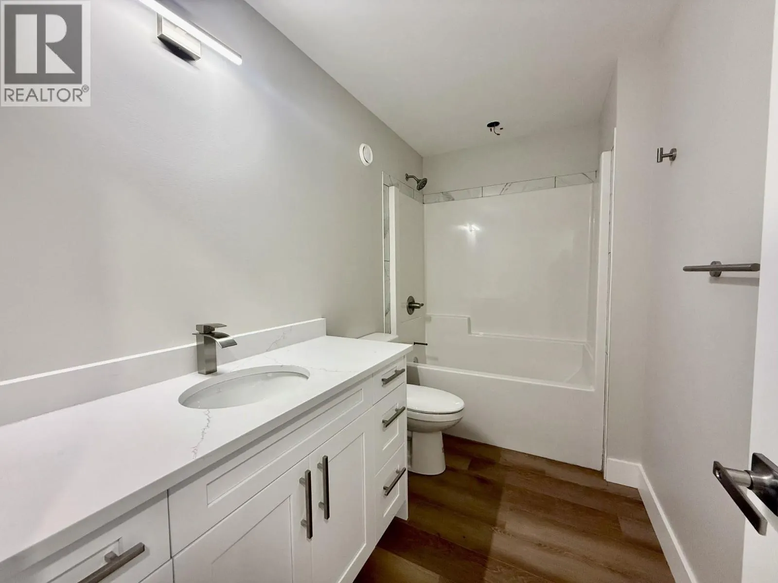 1938 Foxwood Trail Unit# 7