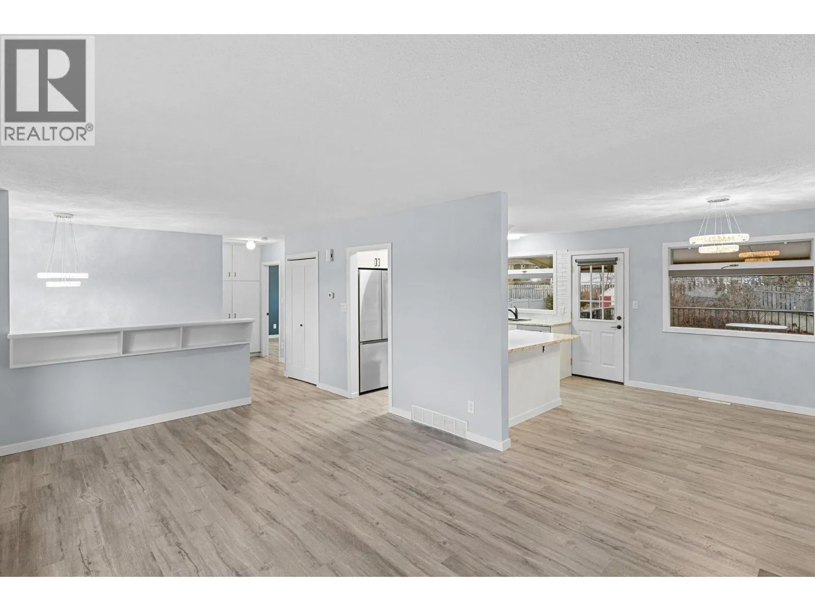 4611 Gordon Drive