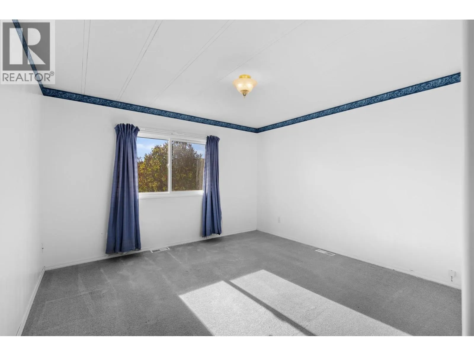 9904 74th Avenue Unit# 6A