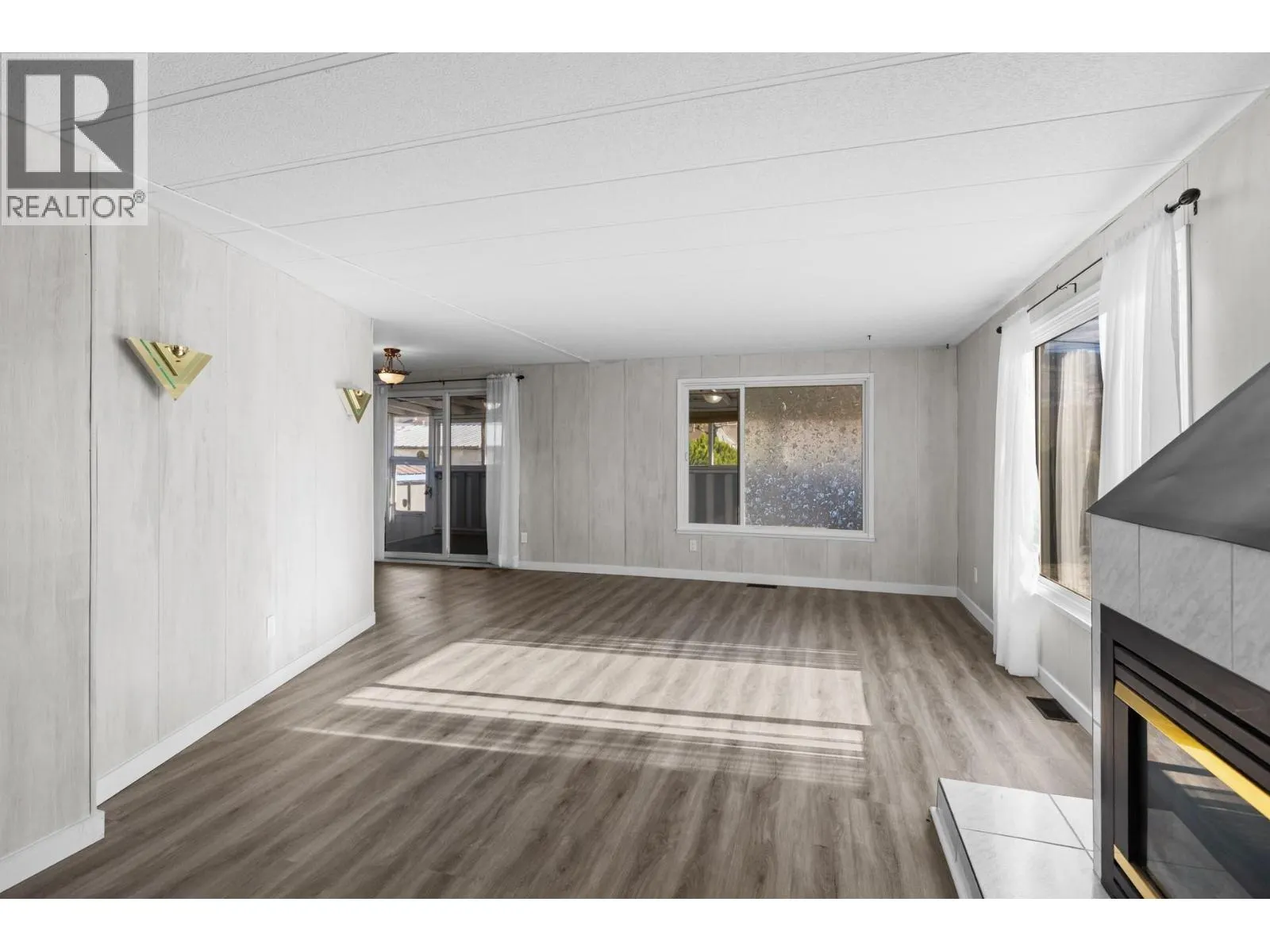 9904 74th Avenue Unit# 6A