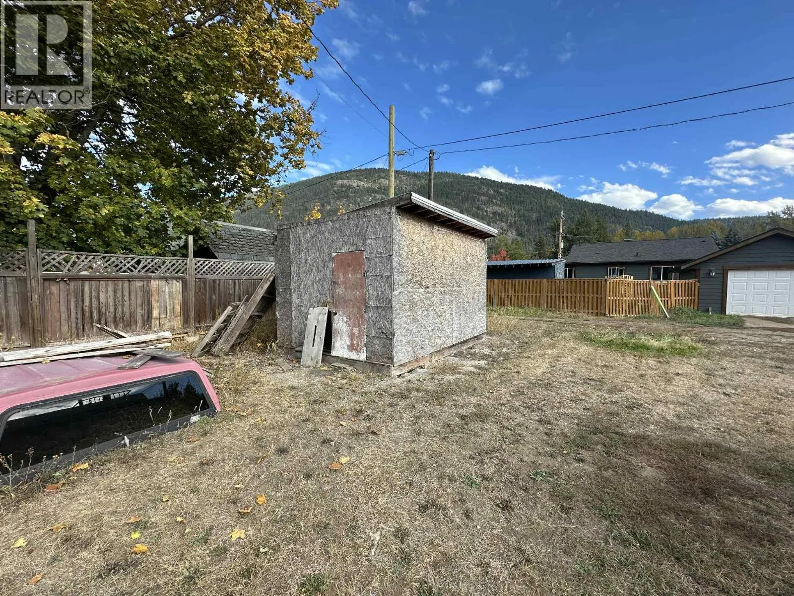 515 SAYWARD Avenue