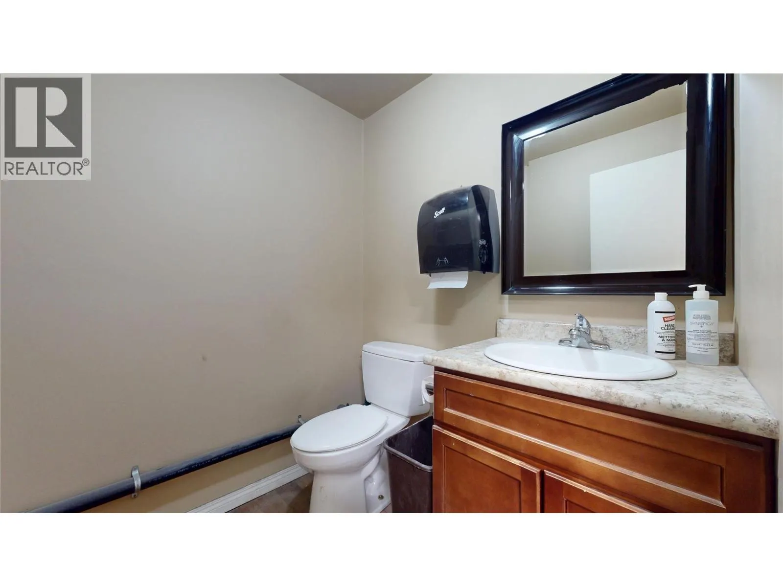 520 Slater Road Unit# E
