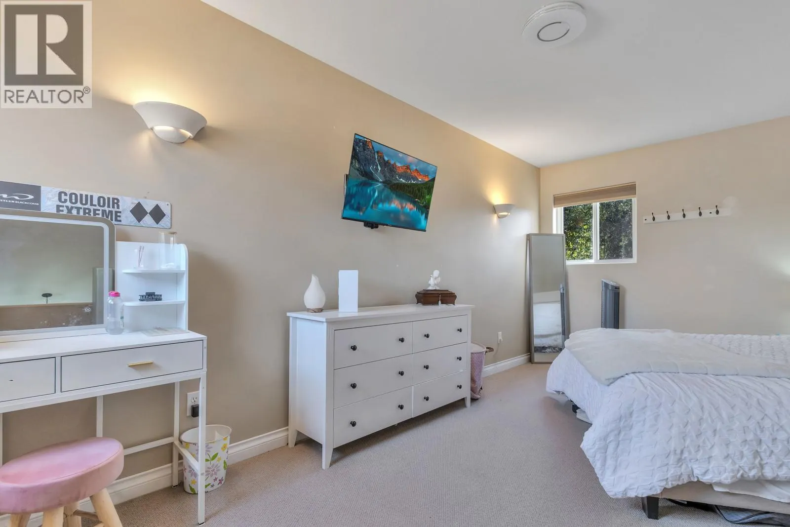 100 Verna Court