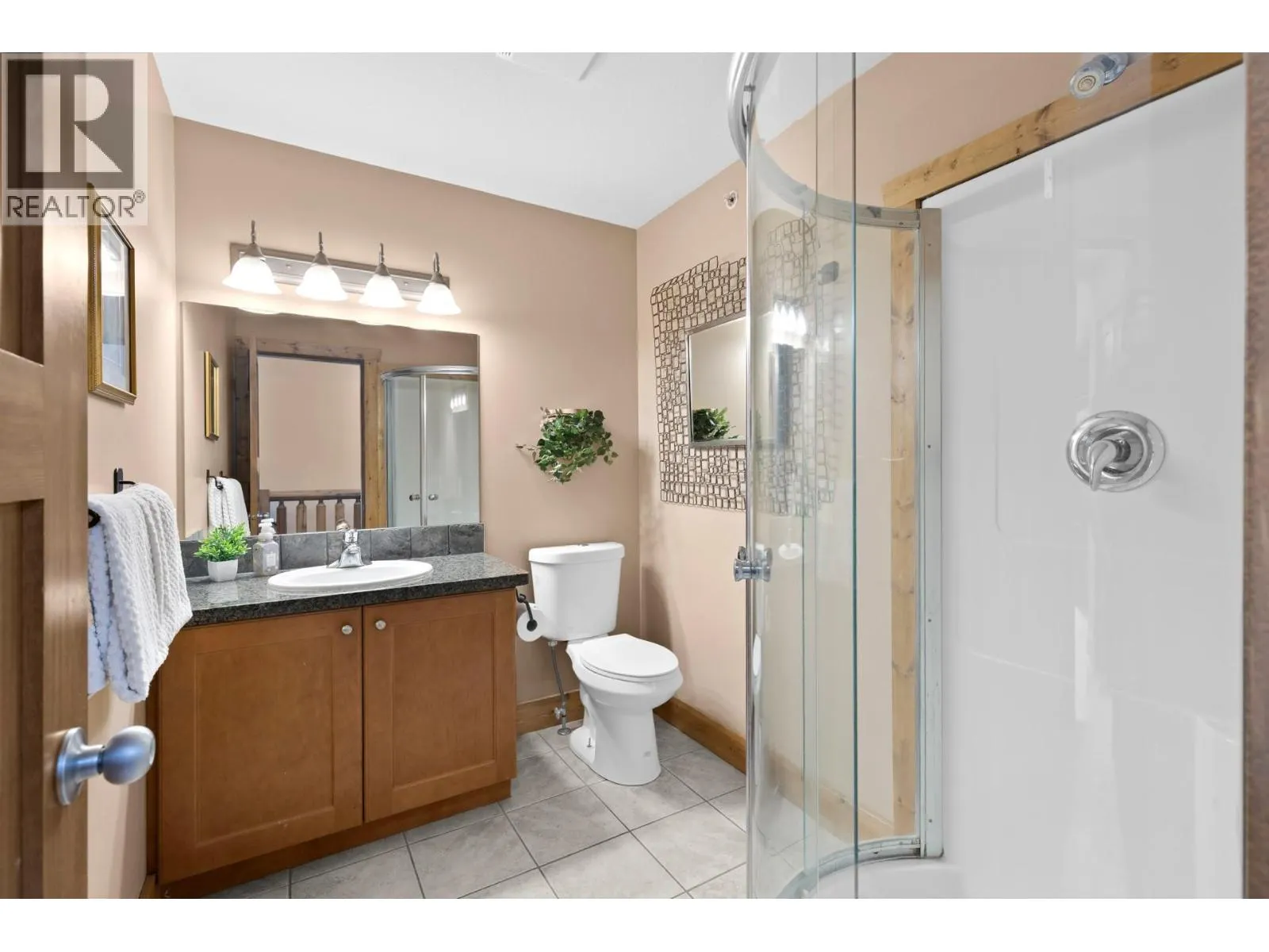 5401 Lakeshore Drive Unit# 104