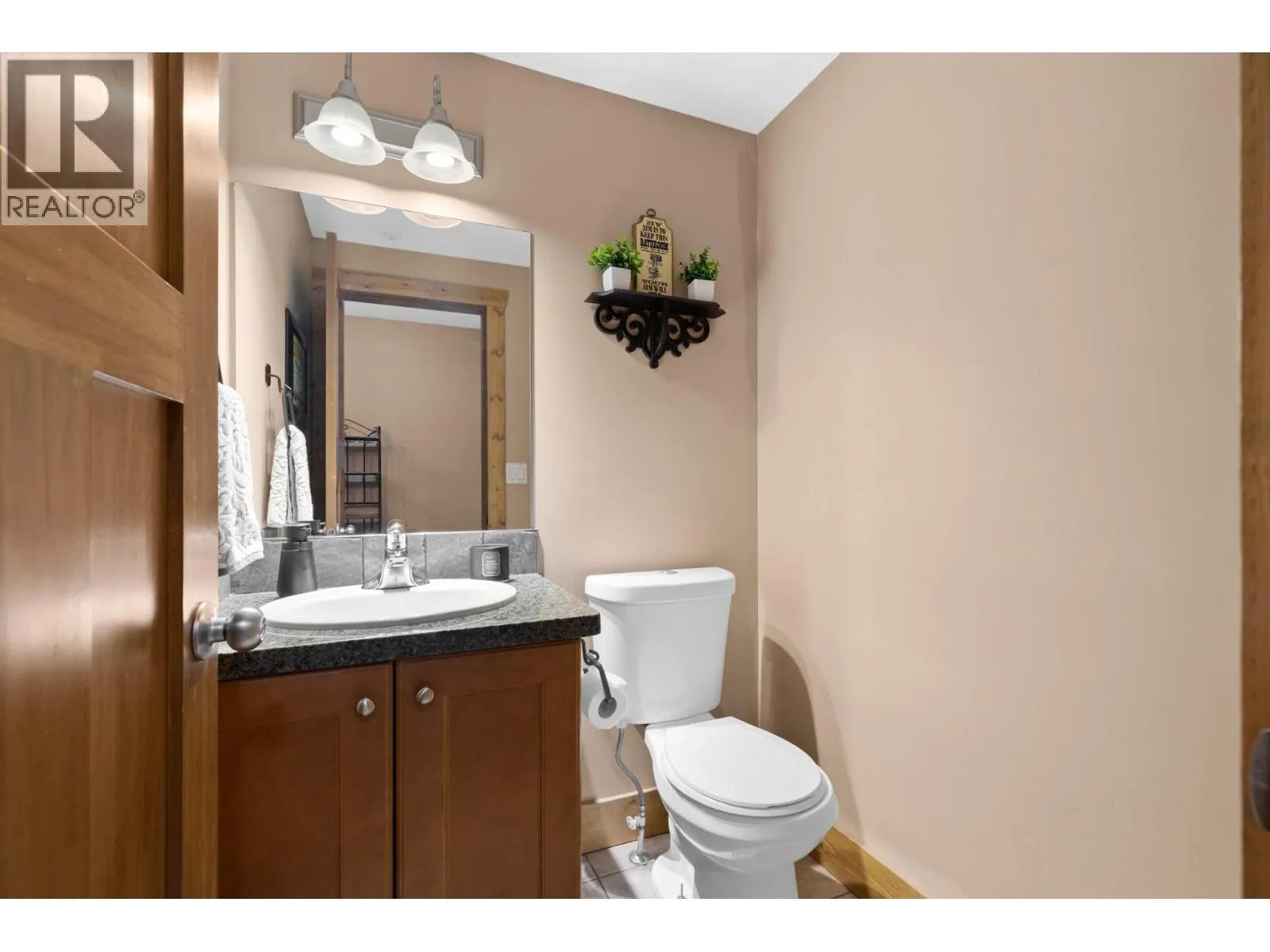 5401 Lakeshore Drive Unit# 104
