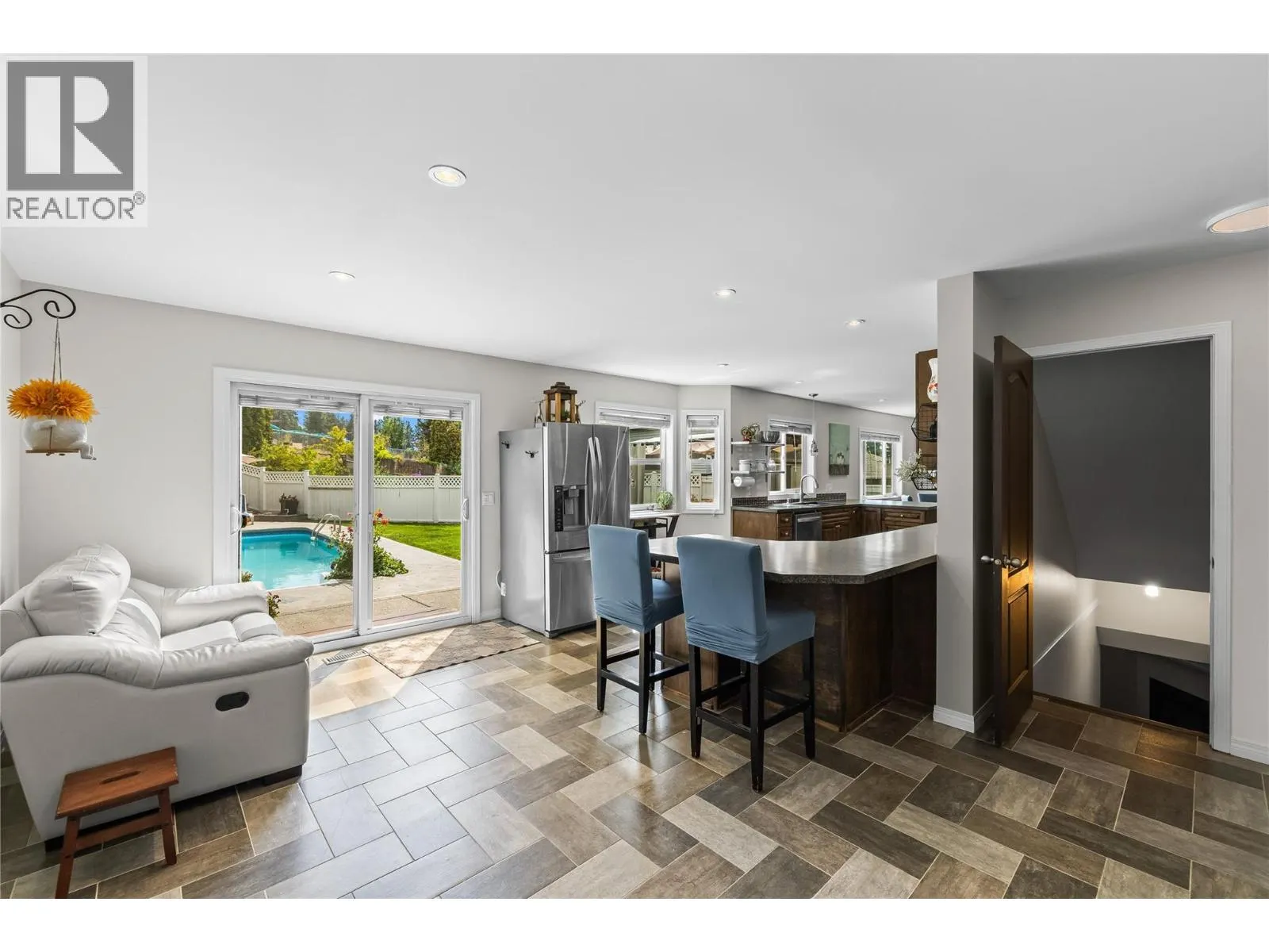 2395 Shannon Ridge Drive