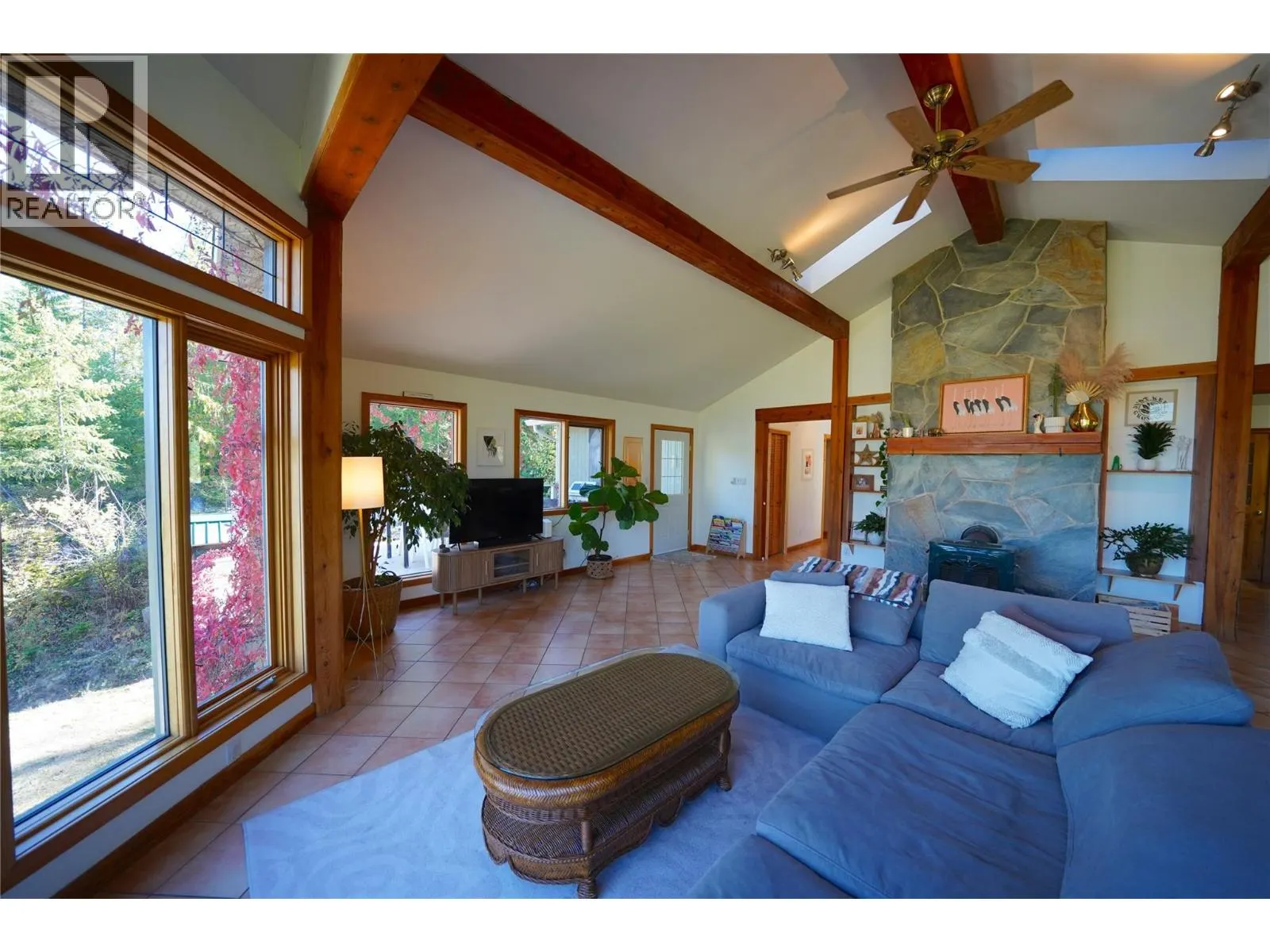230 Rainbow Ridge Road
