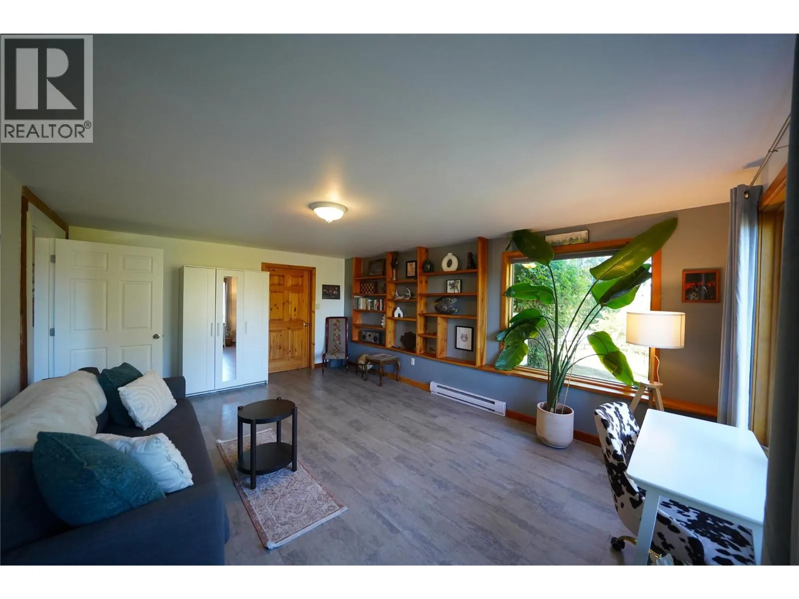 230 Rainbow Ridge Road