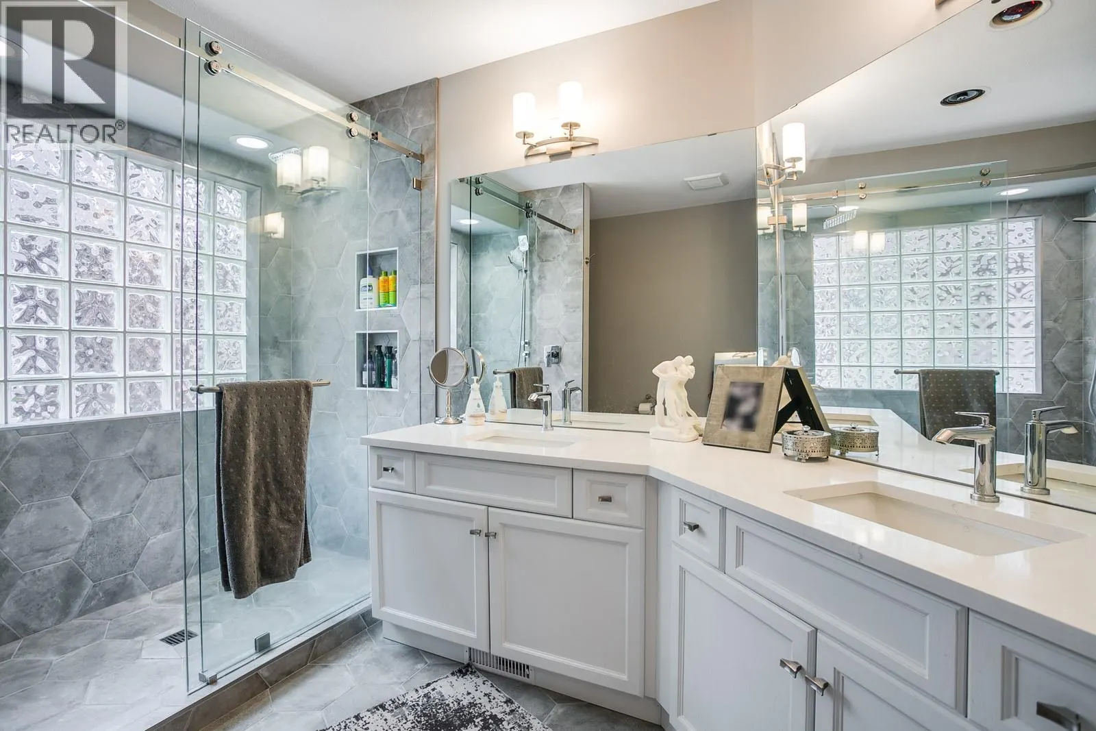 4172 Gallaghers Grove