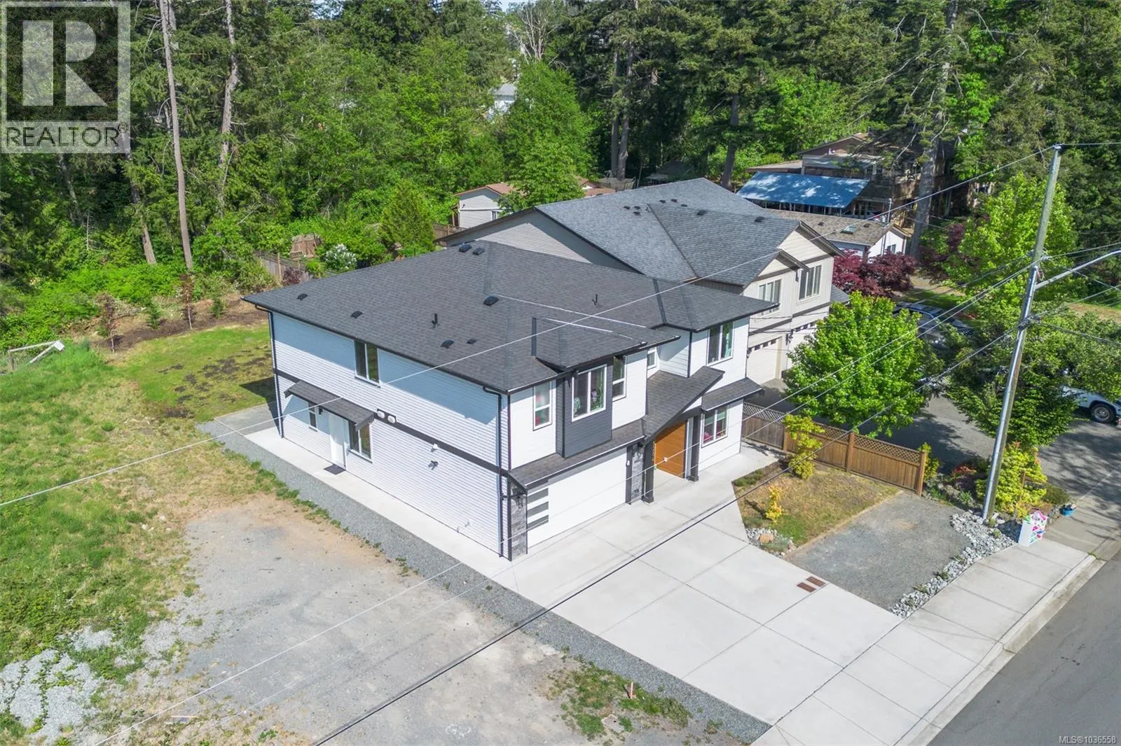 5254 Sherbourne Dr