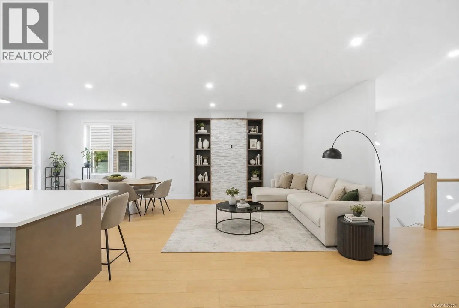 5254 Sherbourne Dr
