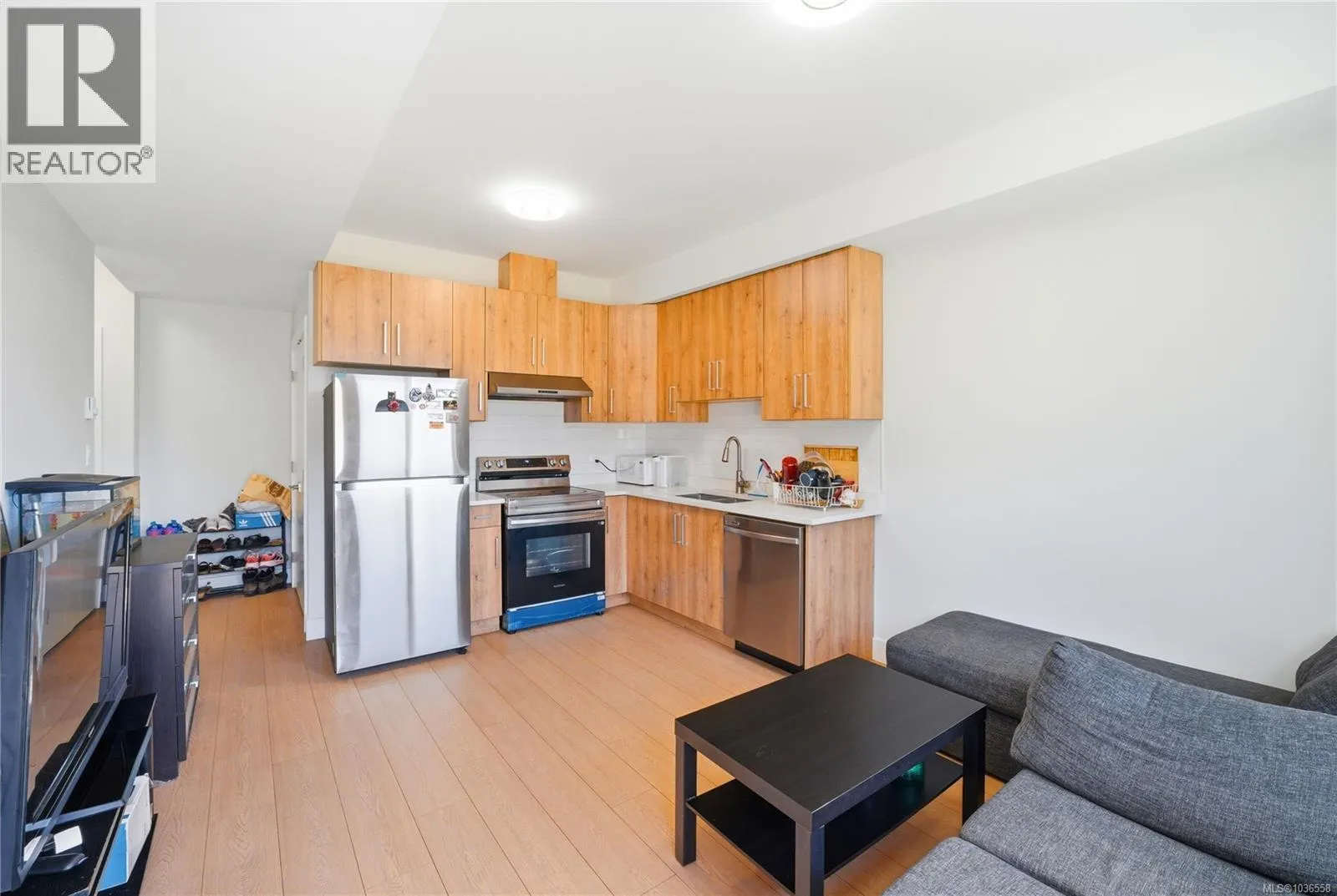 5254 Sherbourne Dr