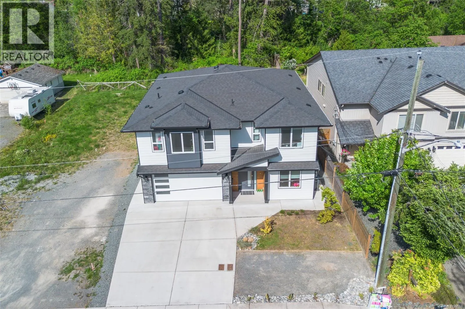 5254 Sherbourne Dr