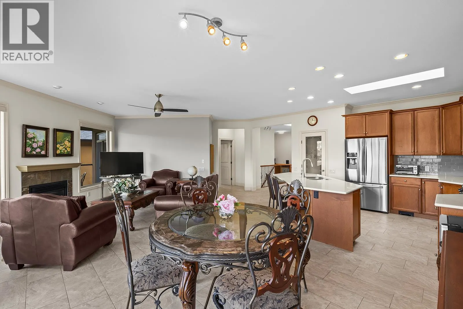 2308 Pine Vista Place