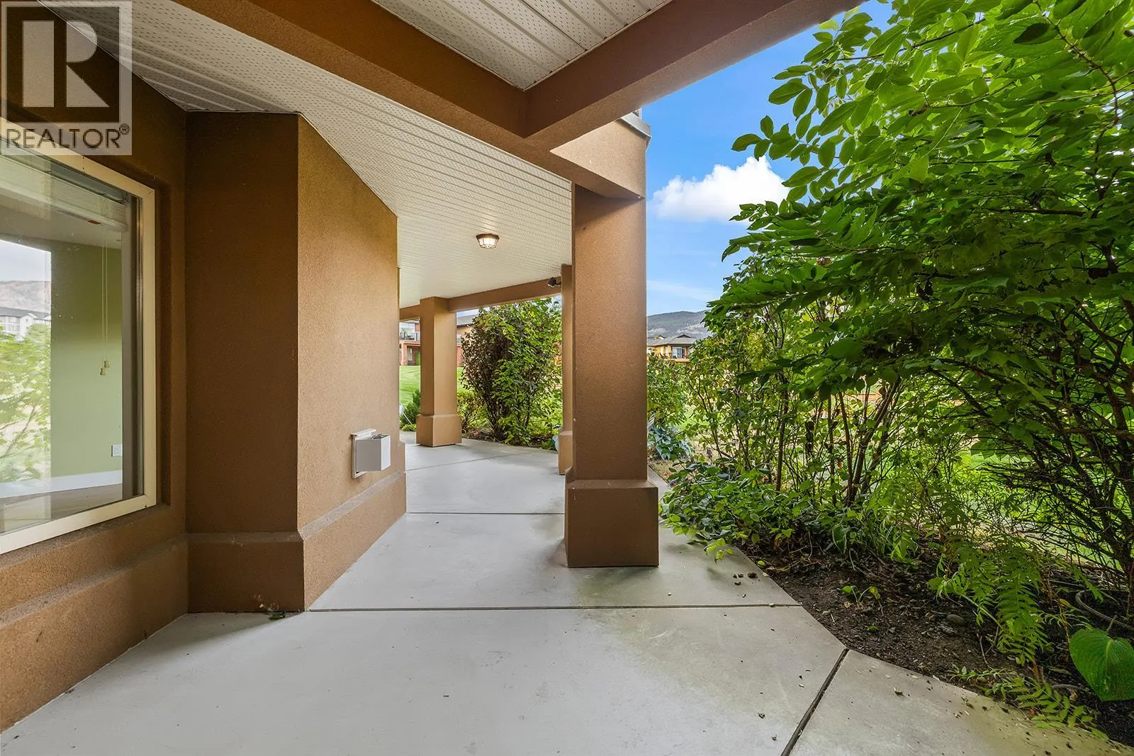 2308 Pine Vista Place