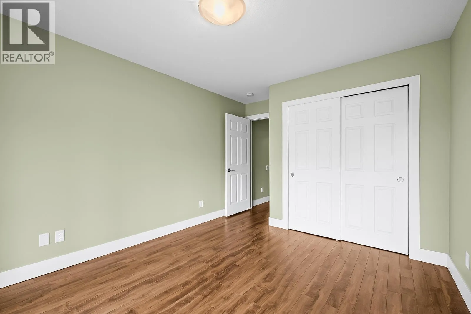 2308 Pine Vista Place