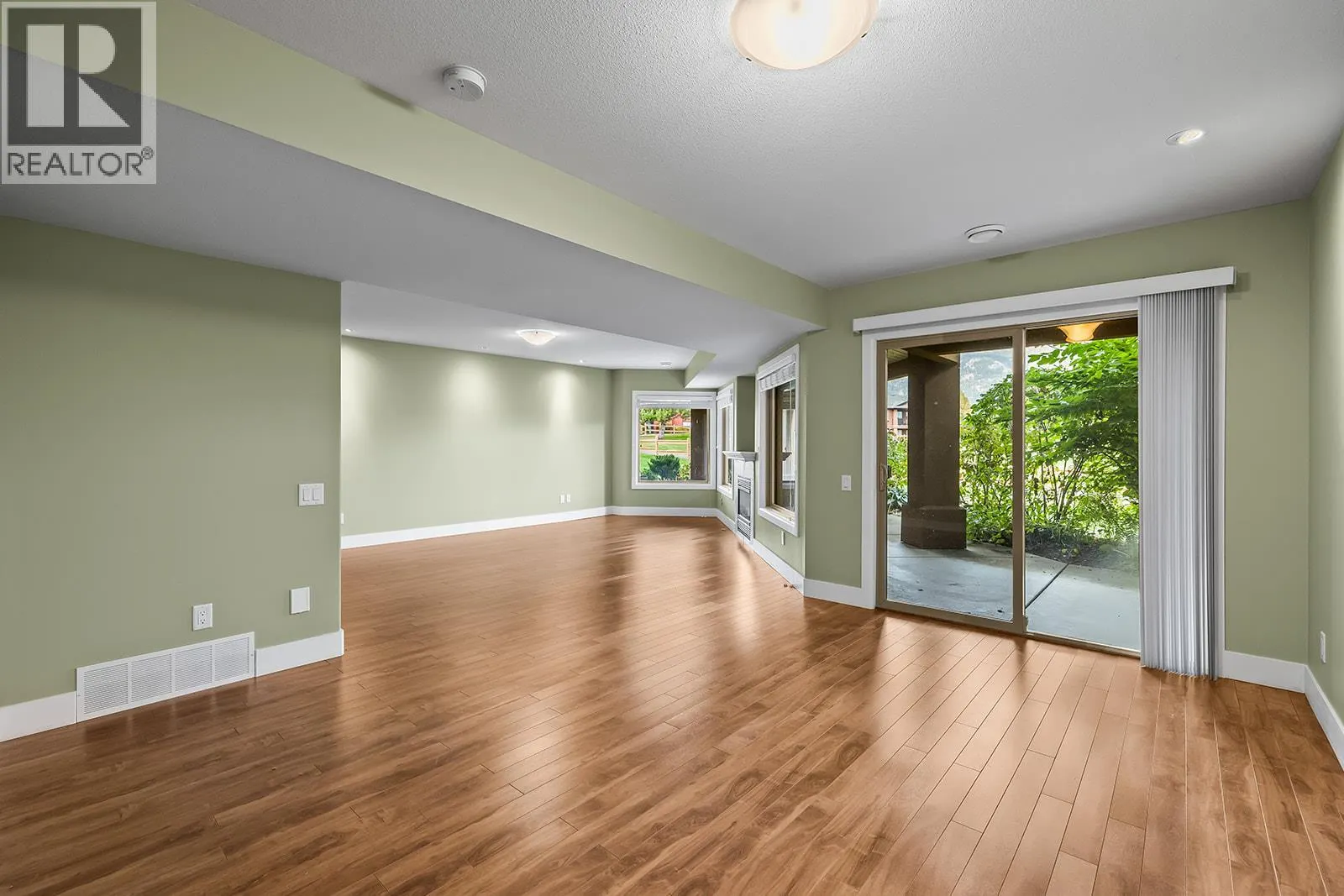2308 Pine Vista Place