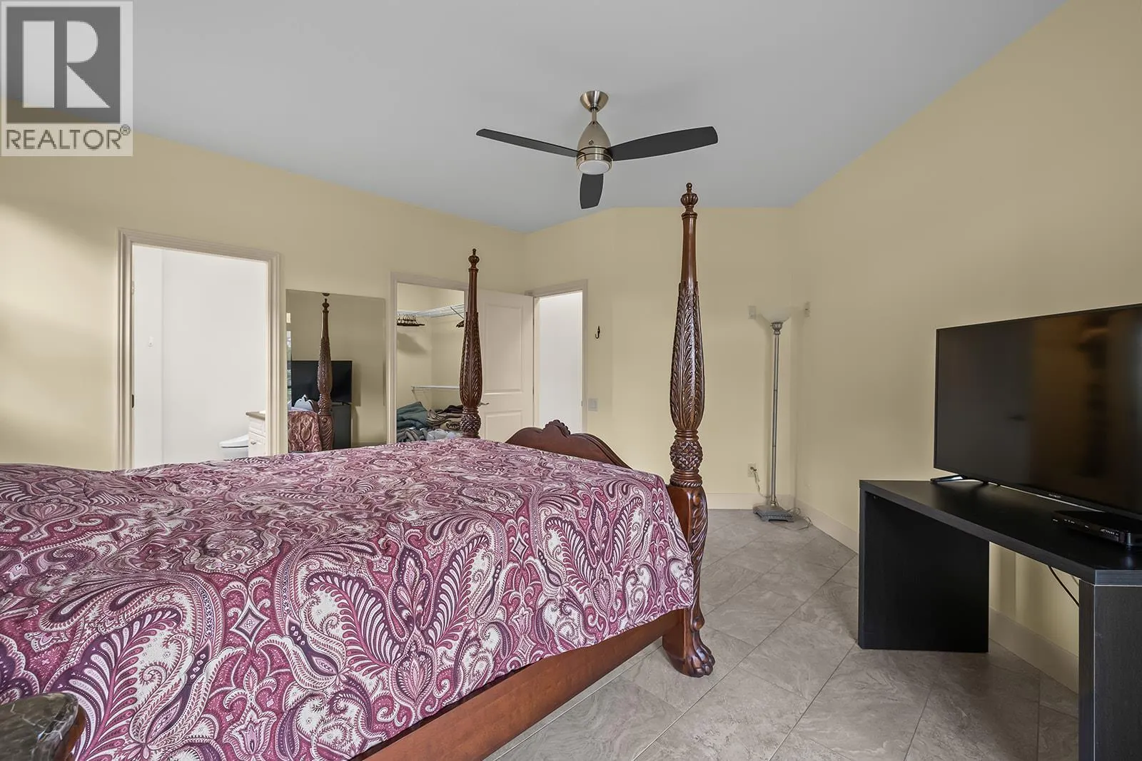 2308 Pine Vista Place