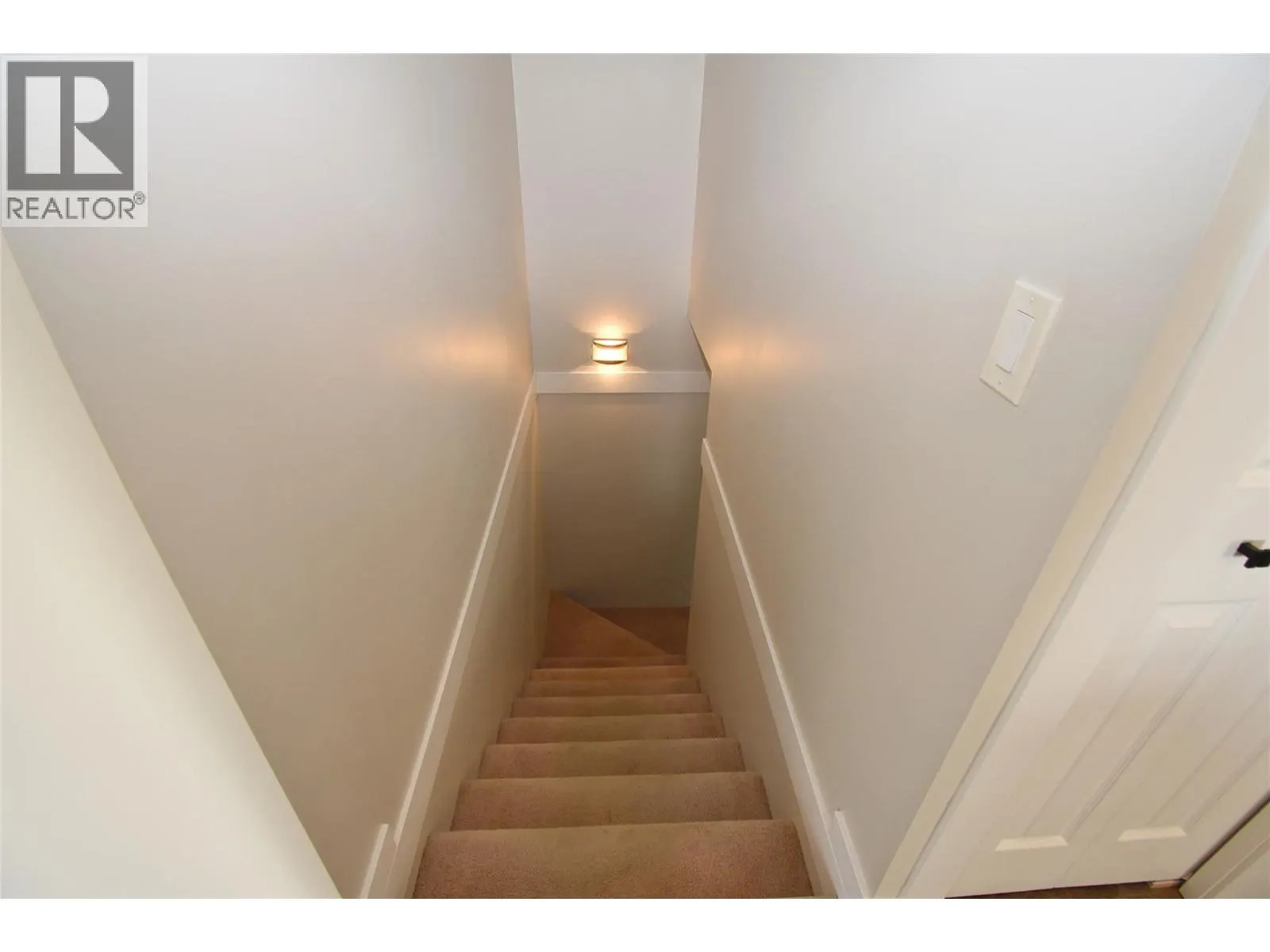 6427 Spencer Road
