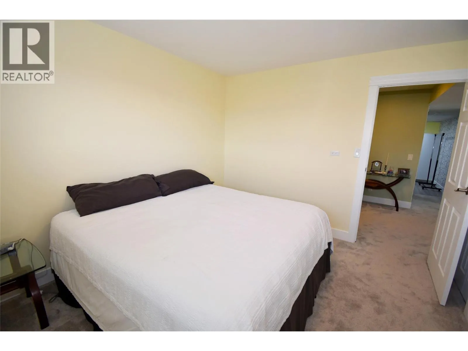 6427 Spencer Road