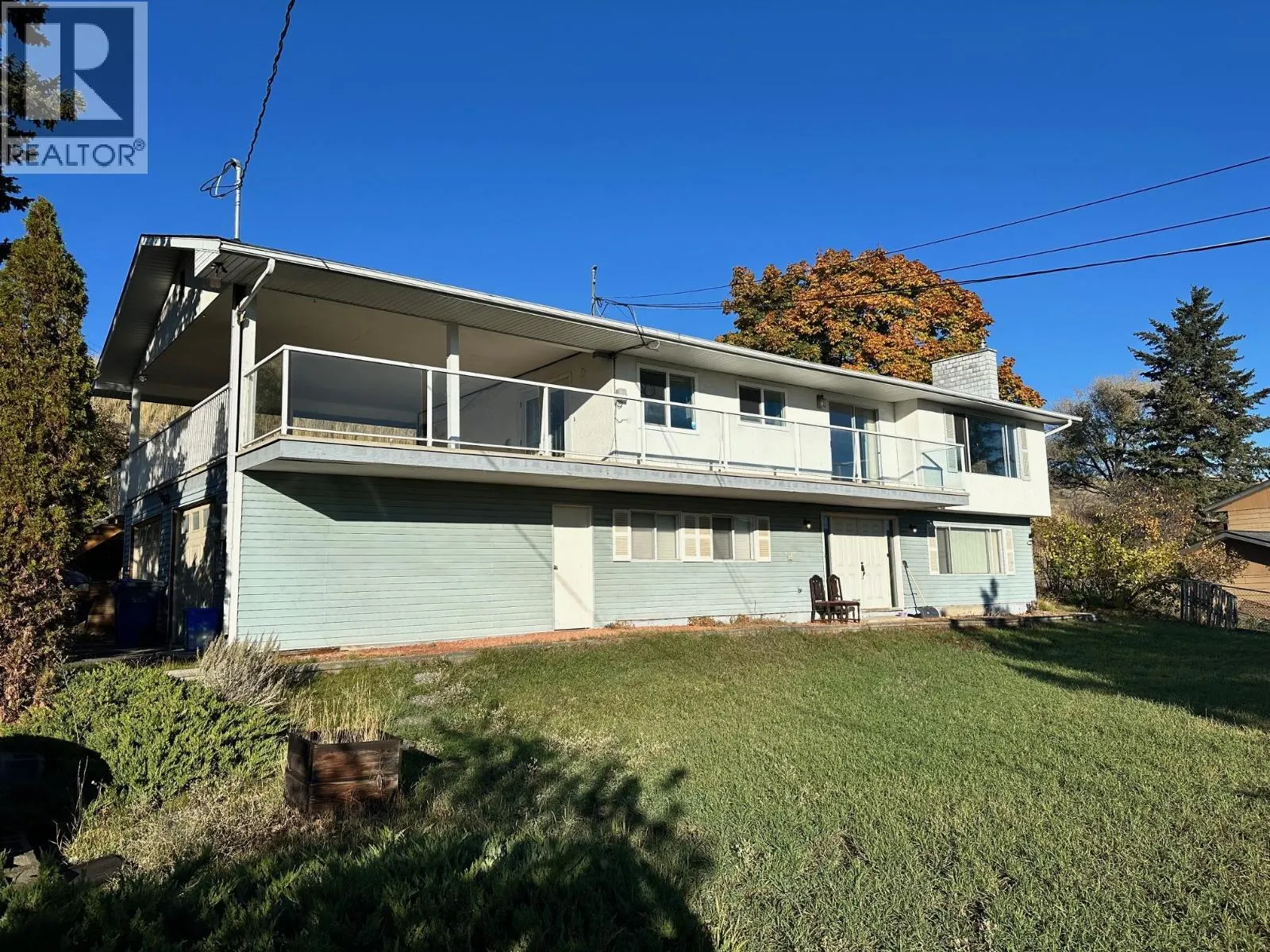 7910 Lakeview Drive