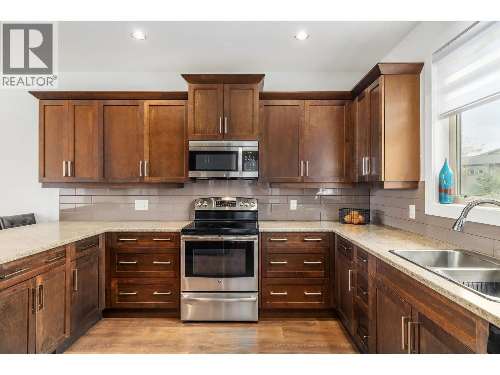 1858 Split Rail Place