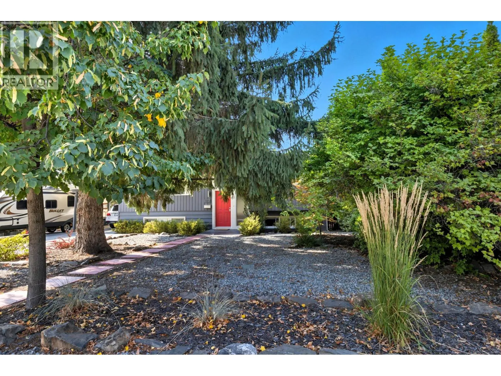 1112 Pinecrest Lane