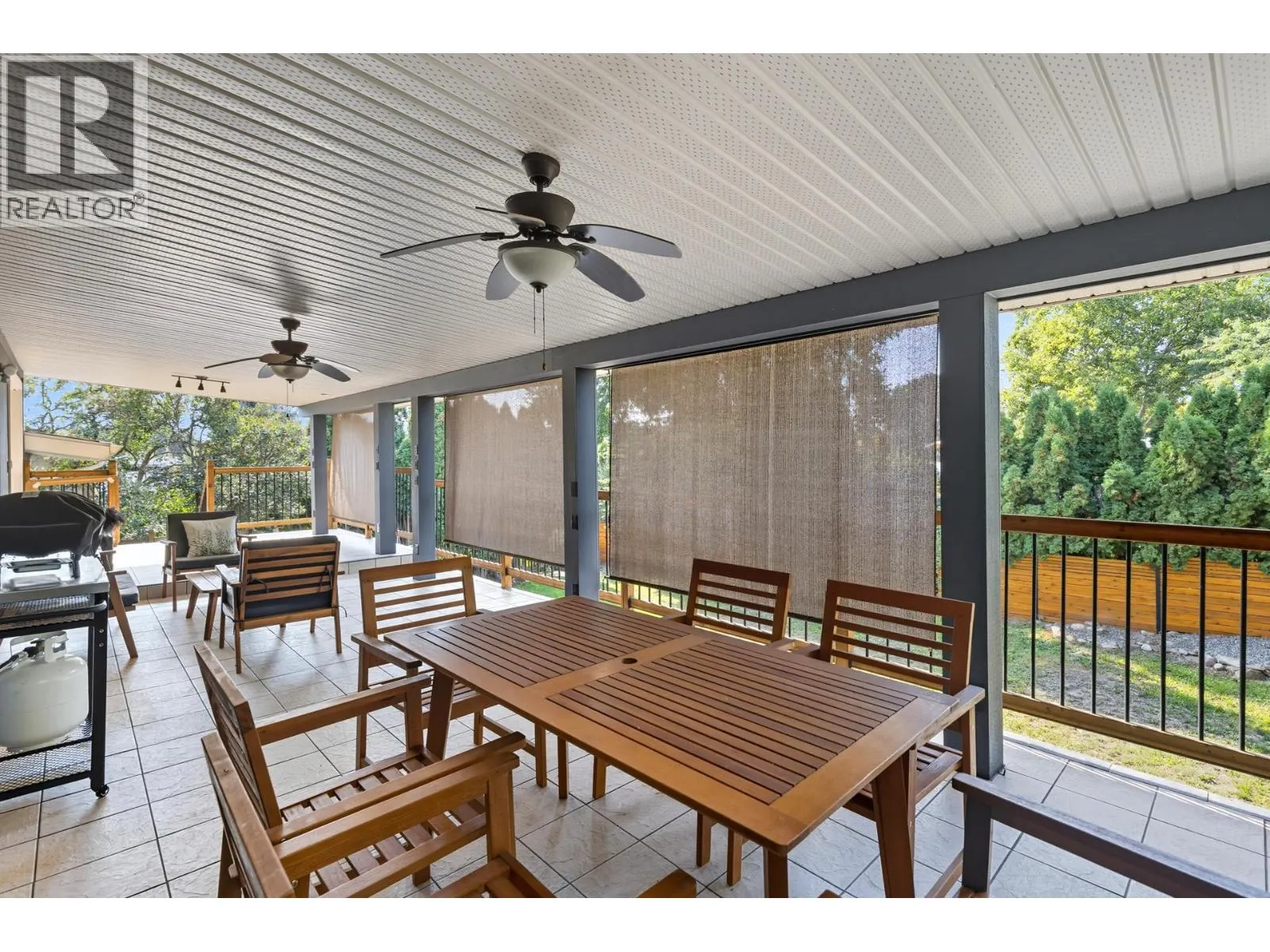 1112 Pinecrest Lane